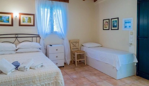 Traditional House (Private)