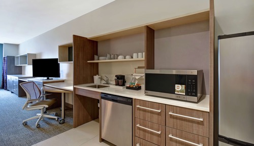 Studio, 2 Queen Beds, Accessible (Roll-In Shower, Mobility & Hearing)