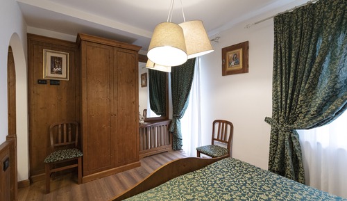 Standard Double Room, Balcony, Mountain View