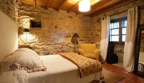 Double Room, 1 Double or 2 Twin Beds