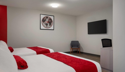 Suite, 2 Queen Beds, Non Smoking, Kitchenette