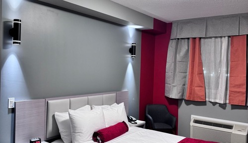 Room, 1 King Bed, Non Smoking, Kitchenette
