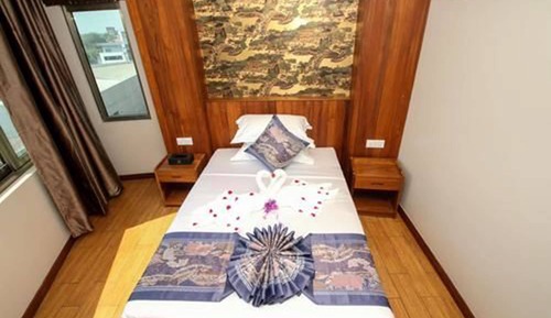 Standard Room, 1 Double Bed, City View