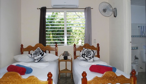 Standard Double Room, Multiple Beds