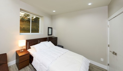 Superior Basement Suite, 2 Bedrooms, Non Smoking