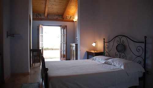 Triple Room, Multiple Beds, Non Smoking