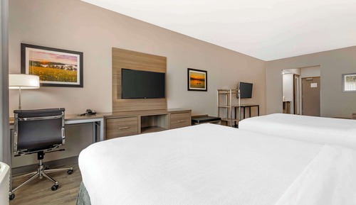Suite, 2 Queen Beds, Non Smoking, Refrigerator & Microwave (Walk-in Shower;with Sofabed)