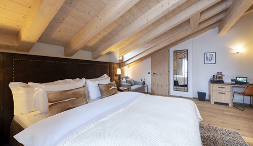 Attic Deluxe