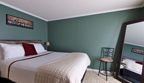 Cascade Full King Suite