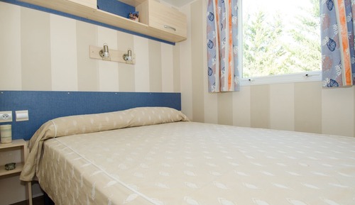 Mobile Home, 2 Bedrooms, Mountain View (Queen)