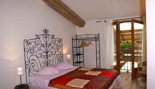Basic Double Room, 1 Queen Bed, Non Smoking