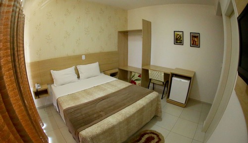 Executive Room, 1 Queen Bed, Non Smoking, City View