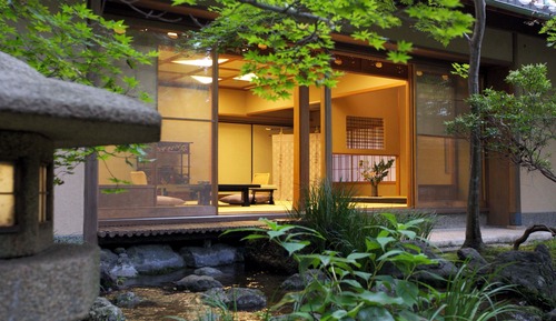 Grand Villa, Courtyard View, Annex Building