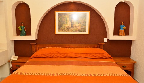 Classic Room, 1 King Bed