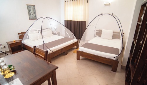 Comfort Room, Multiple Beds