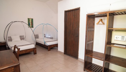 Basic Twin Room, 2 Twin Beds