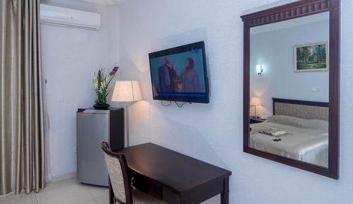 Junior Suite, City View