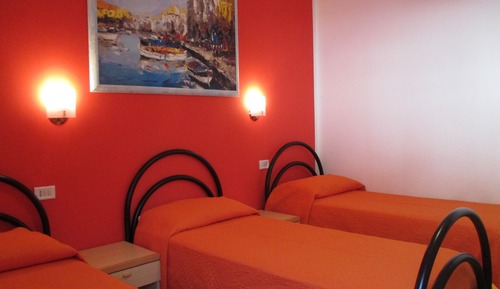 Apartment, 2 Bedrooms, Kitchen (Sally)