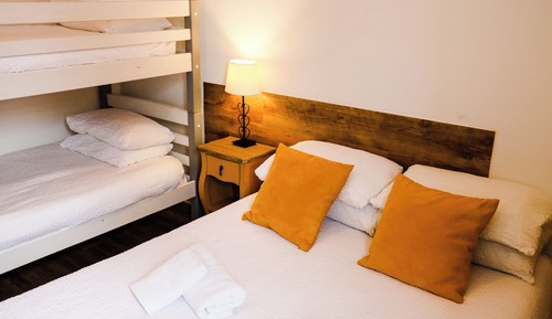 Comfort Room, Multiple Beds, Non Smoking