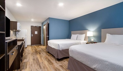 Standard Room, 2 Queen Beds, Non Smoking