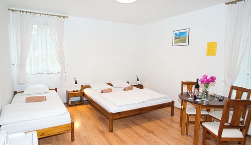 Basic Triple Room, Multiple Beds, Non Smoking
