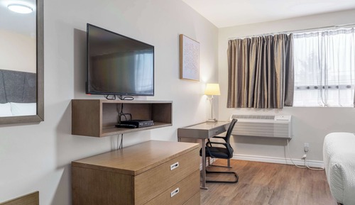 Standard Room, 2 Queen Beds, Non Smoking