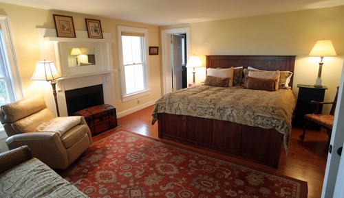 Chardonnay Room