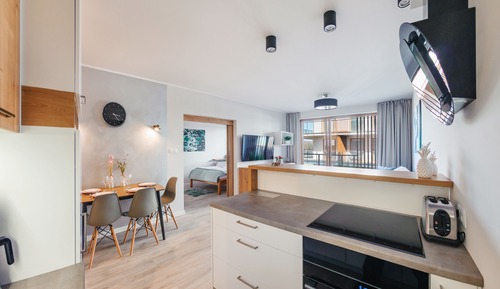 Apartment (A 18)