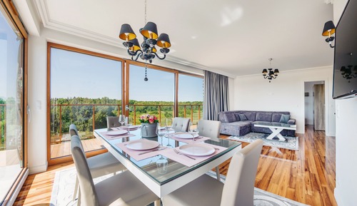 Apartment (38 A)