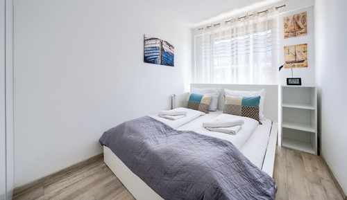 Apartment (A 30)
