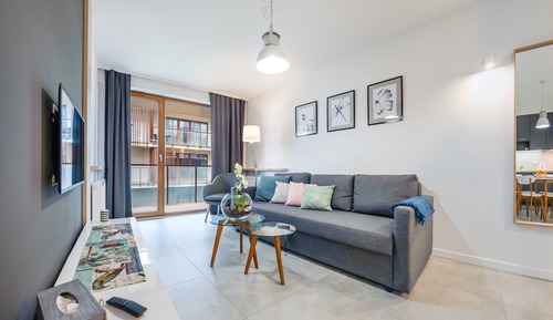 Apartment (A 8)