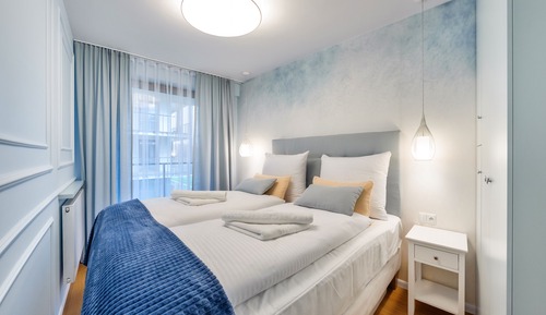 Apartment (9 A)