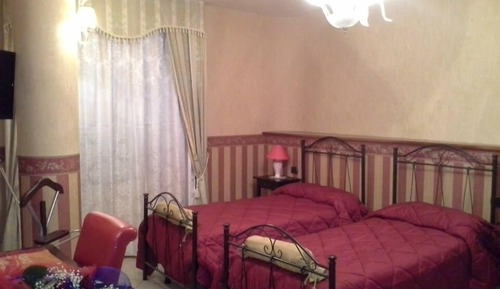 Triple Room, Shared Bathroom