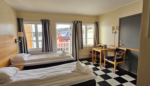 Twin Room, 2 Twin Beds, Non Smoking, Sea View