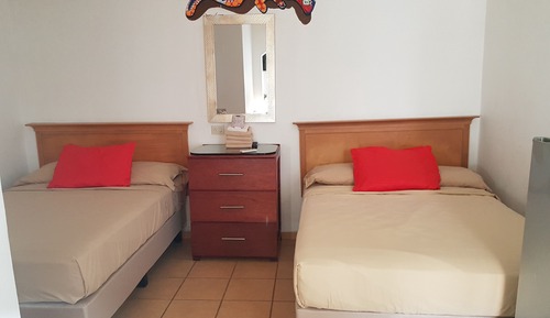 Traditional Bungalow, 2 Queen Beds, Non Smoking, Pool View