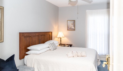 Superior Room, 1 Queen Bed (Room 1, 4 or 6)