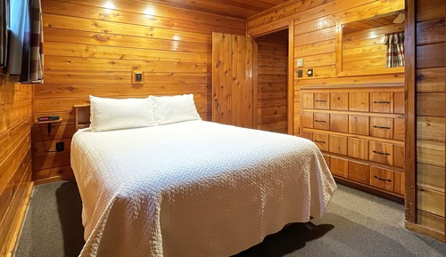 2 Bedroom Cottage 37