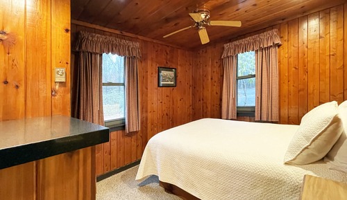 2 Bedroom Cottage 24