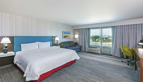 Room, 1 King Bed, Accessible, Bathtub