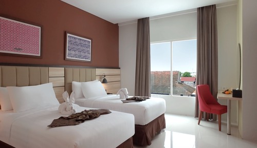 Superior Room, City View