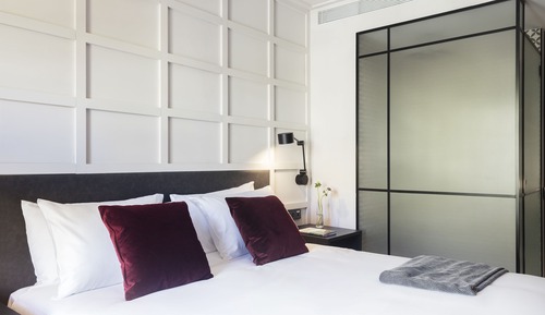 Deluxe Double Room, 1 Queen Bed, City View