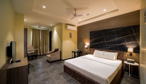 Executive Room, 1 Double Bed, Smoking, City View