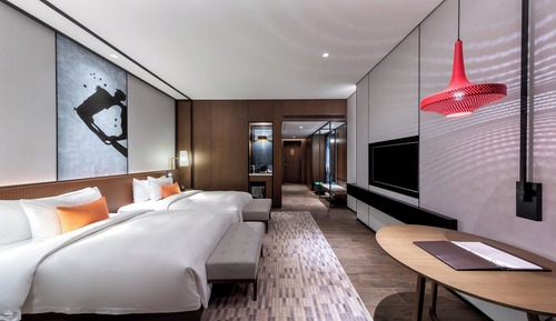 Superior Twin Room, City View