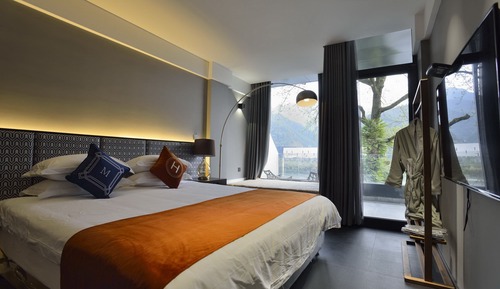 Deluxe Double Room, River View
