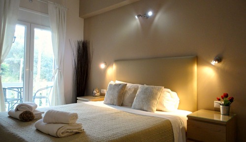 Room, 1 Queen Bed, Garden View