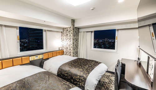 Corner Twin Room, Non Smoking [High Floor]