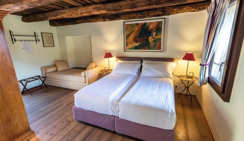 Superior Room, Mountain View