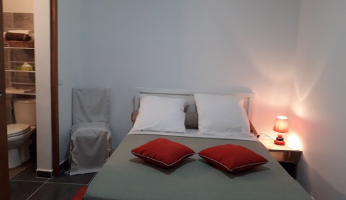 Comfort Apartment, 1 Queen Bed with Sofa bed, Garden View