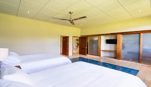 Double Room, 2 Queen Beds, Garden View