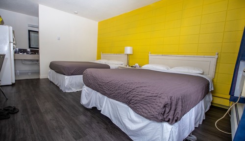 Standard Room, 2 Queen Beds, Non Smoking